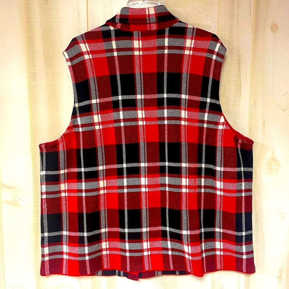 NWT Chaps Red Black White Plaid Asymmetrical Zip Cotton Vest Jacket, Sz 3X - Picture 2 of 6